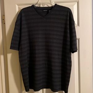 Claiborne black and grey v-neck pull over. Size XL.